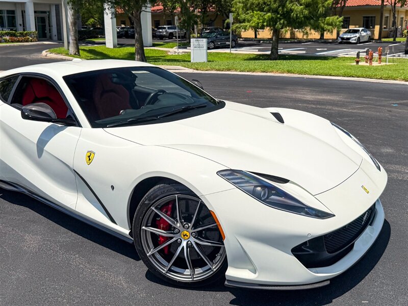 2019 Ferrari 812 Superfast   - Photo 63 - Bonita Springs, FL 34134