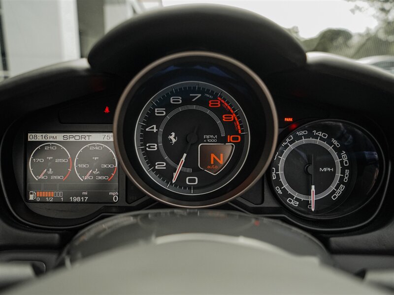 2014 Ferrari California - Photo 15 - Bonita Springs, FL 34134