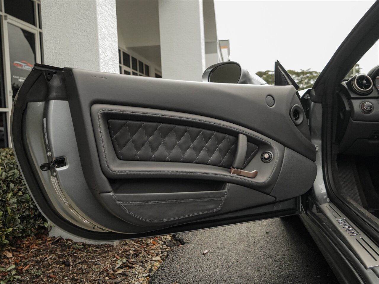 2014 Ferrari California   - Photo 24 - Bonita Springs, FL 34134