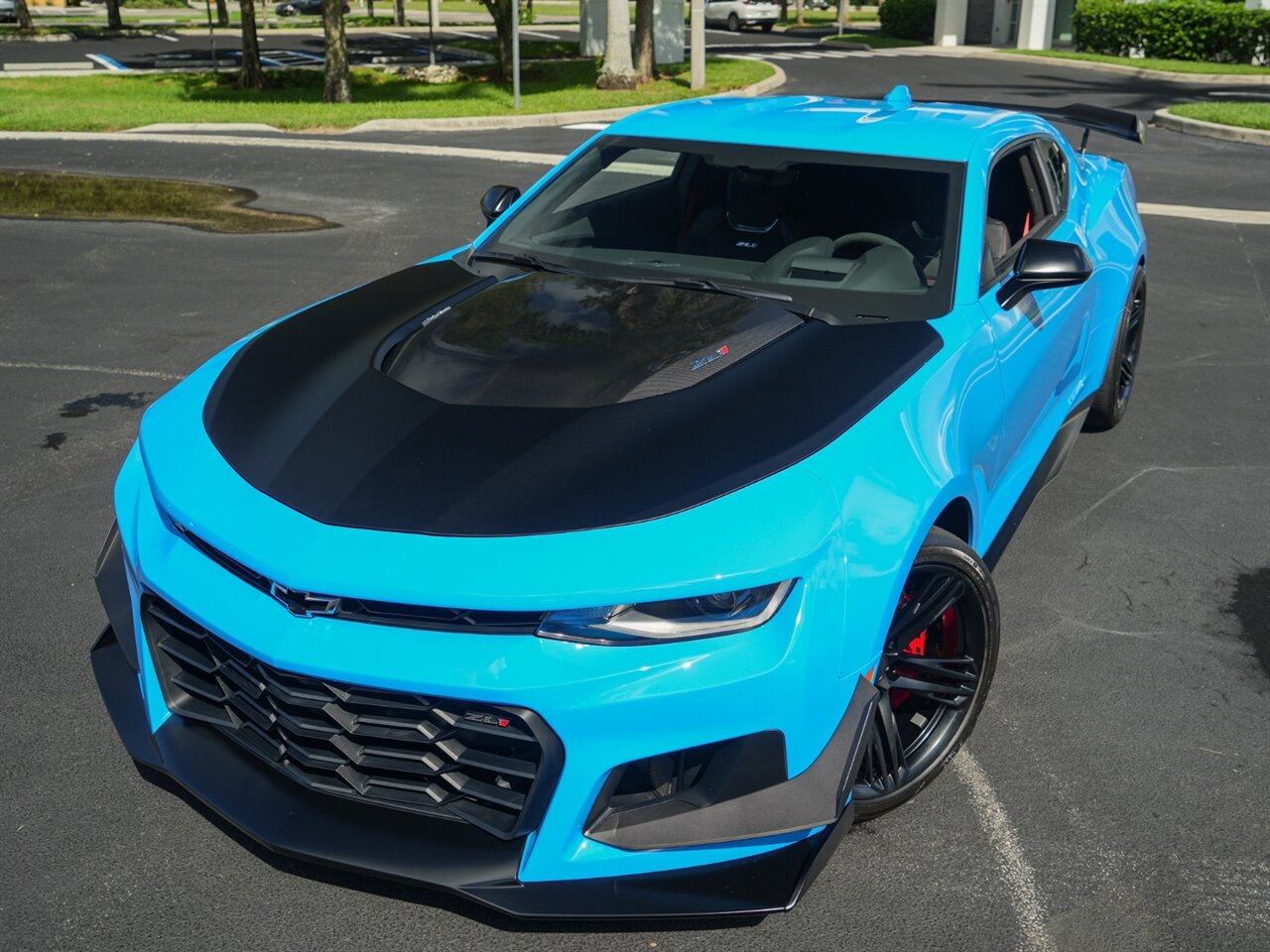 2023 Chevrolet Camaro ZL1   - Photo 8 - Bonita Springs, FL 34134