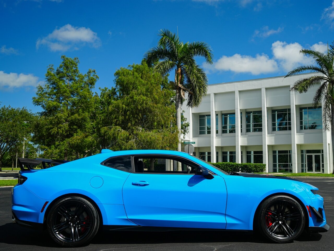 2023 Chevrolet Camaro ZL1   - Photo 68 - Bonita Springs, FL 34134