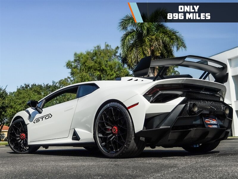 2021 Lamborghini Huracan STO - Photo 32 - Bonita Springs, FL 34134