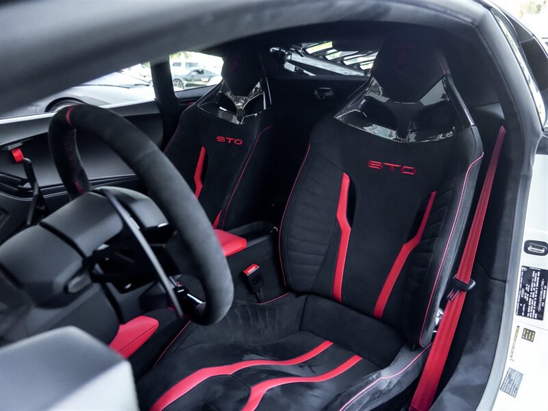 2021 Lamborghini Huracan STO - Photo 17 - Bonita Springs, FL 34134