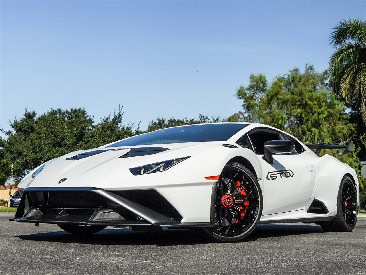 2021 Lamborghini Huracan STO   - Photo 11 - Bonita Springs, FL 34134