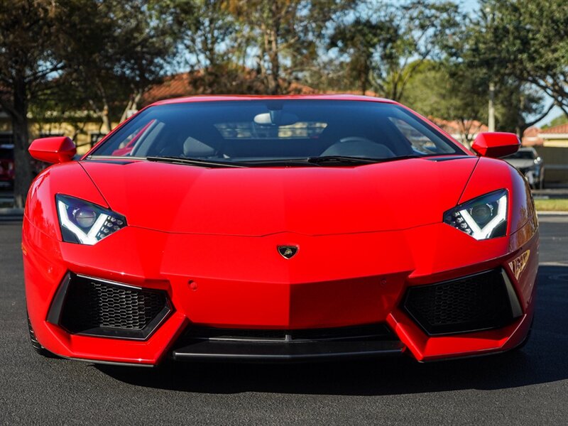 2015 Lamborghini Aventador LP 700-4 - Photo 8 - Bonita Springs, FL 34134
