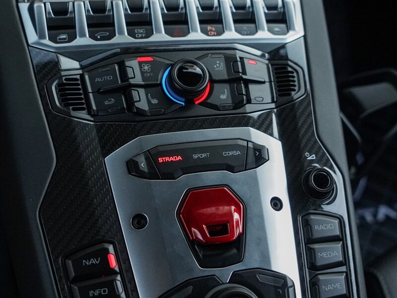 2015 Lamborghini Aventador LP 700-4 - Photo 22 - Bonita Springs, FL 34134