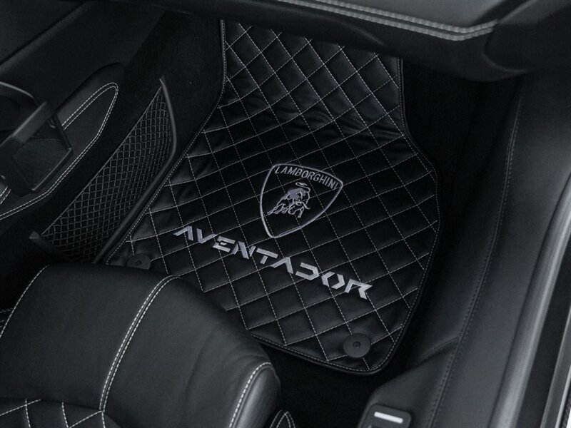 2015 Lamborghini Aventador LP 700-4 - Photo 38 - Bonita Springs, FL 34134