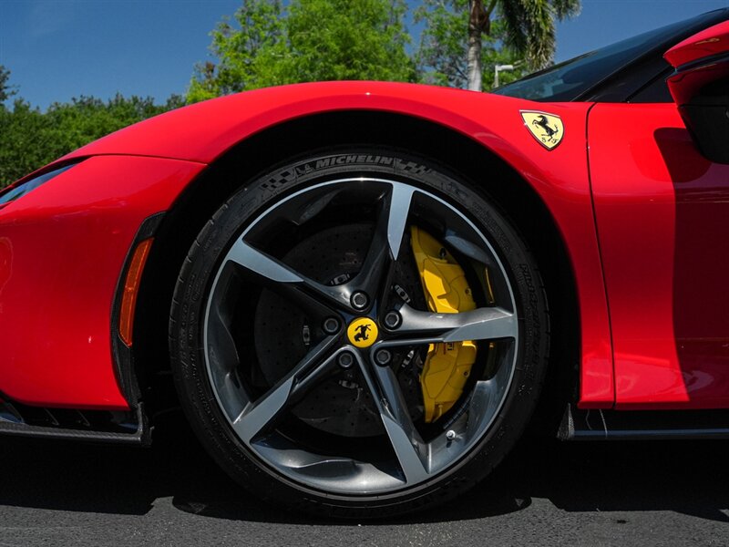 2022 Ferrari SF90 Stradale - Photo 49 - Bonita Springs, FL 34134