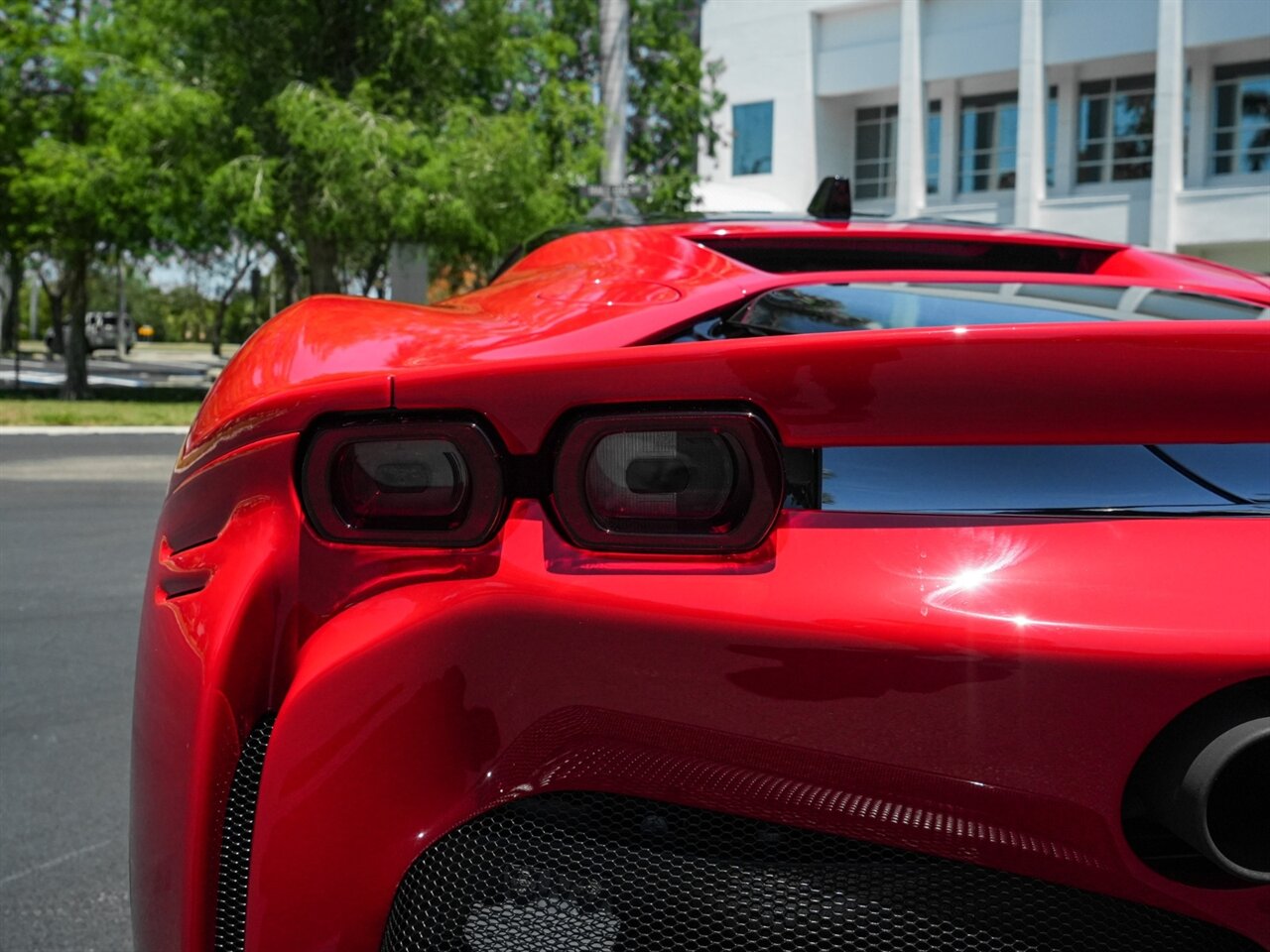 2022 Ferrari SF90 Stradale - Photo 59 - Bonita Springs, FL 34134