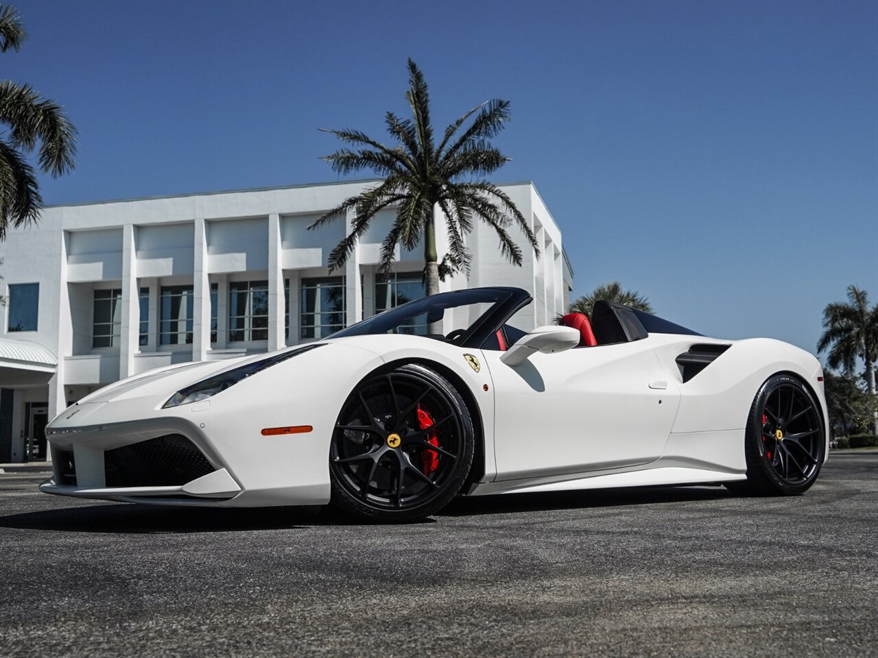 2019 Ferrari 488 Spider   - Photo 13 - Bonita Springs, FL 34134