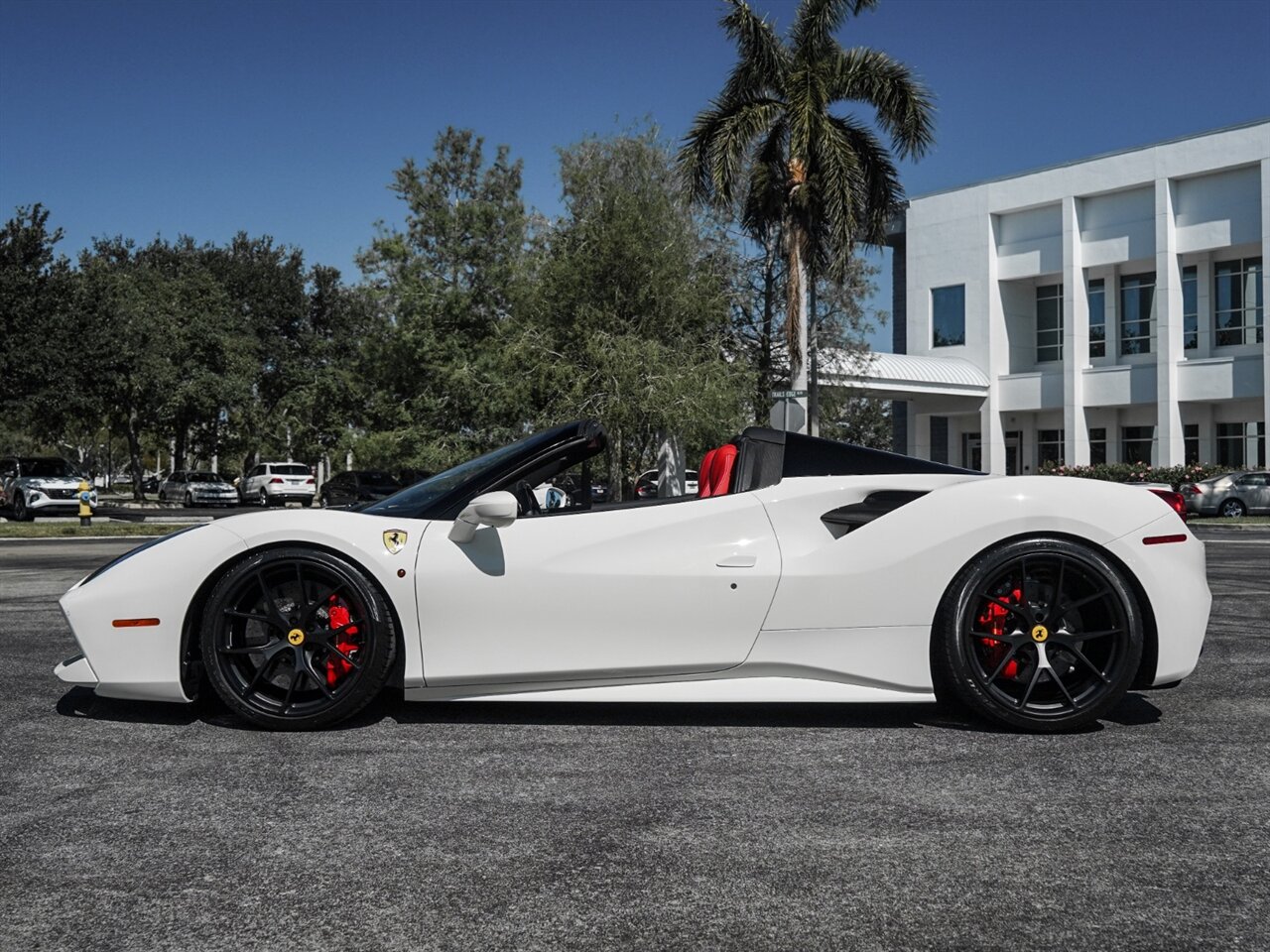 2019 Ferrari 488 Spider   - Photo 44 - Bonita Springs, FL 34134