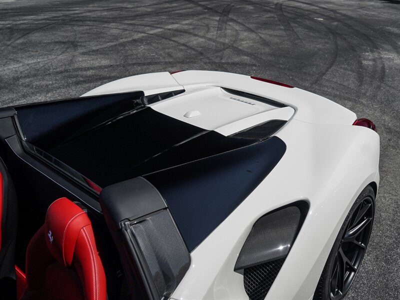2019 Ferrari 488 Spider - Photo 14 - Bonita Springs, FL 34134