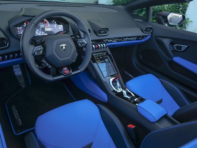 2020 Lamborghini Huracan LP 640-4 EVO Spyder   - Photo 2 - Bonita Springs, FL 34134