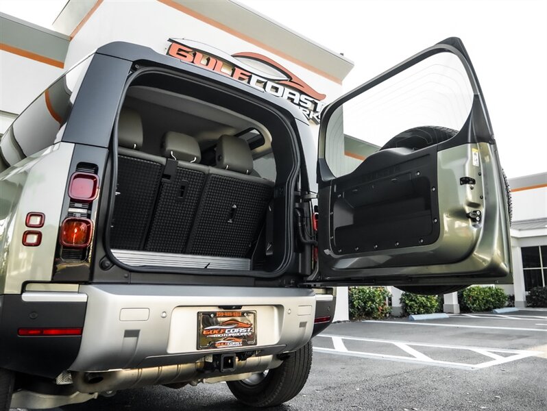 2022 Land Rover Defender 90 S - Photo 32 - Bonita Springs, FL 34134