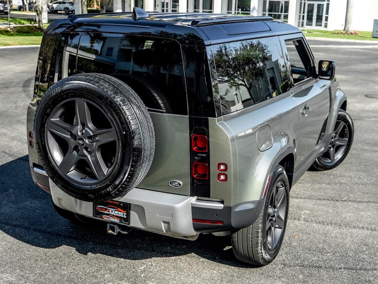 2022 Land Rover Defender 90 S   - Photo 47 - Bonita Springs, FL 34134