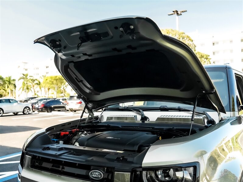 2022 Land Rover Defender 90 S - Photo 34 - Bonita Springs, FL 34134