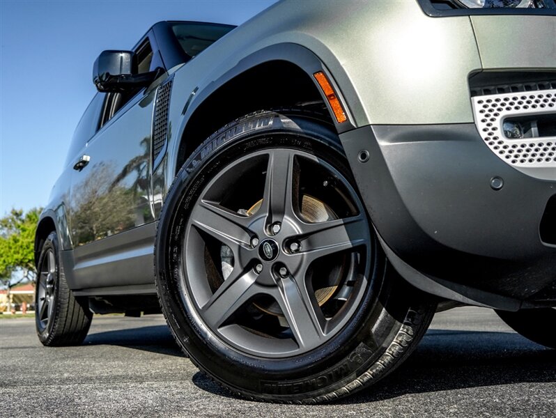 2022 Land Rover Defender 90 S - Photo 50 - Bonita Springs, FL 34134