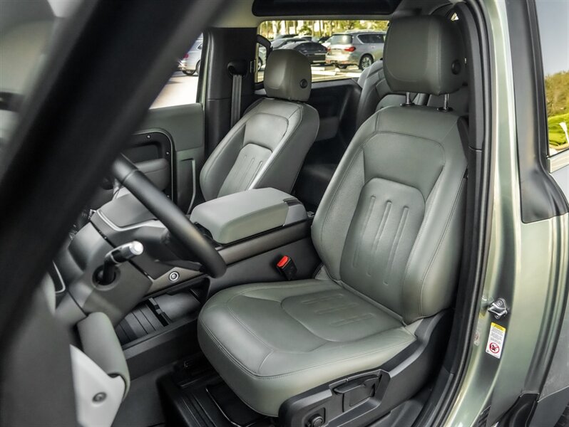 2022 Land Rover Defender 90 S - Photo 20 - Bonita Springs, FL 34134