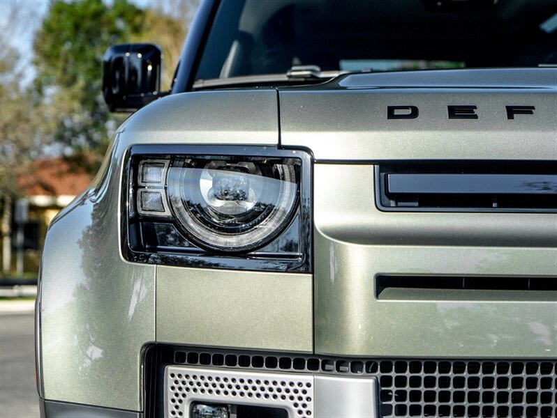 2022 Land Rover Defender 90 S - Photo 6 - Bonita Springs, FL 34134