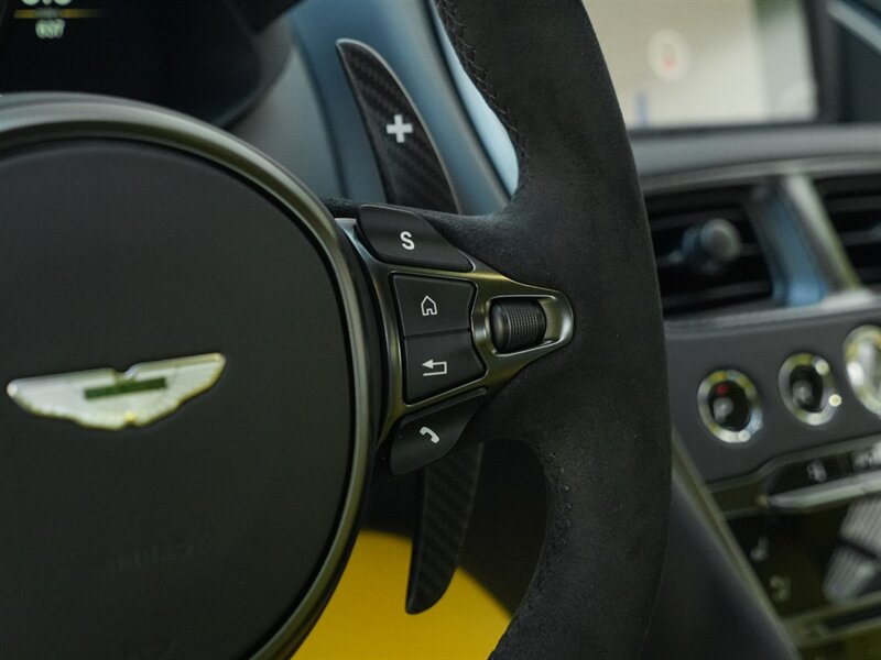 2023 Aston Martin DBS 770 Ultimate   - Photo 33 - Bonita Springs, FL 34134