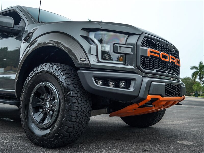 2018 Ford F-150 Raptor   - Photo 3 - Bonita Springs, FL 34134