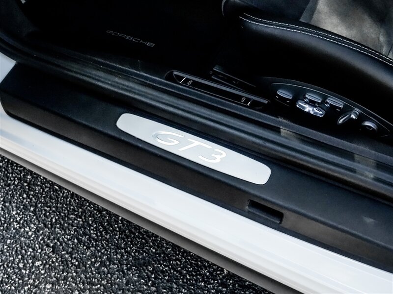 2015 Porsche 911 GT3 - Photo 23 - Bonita Springs, FL 34134