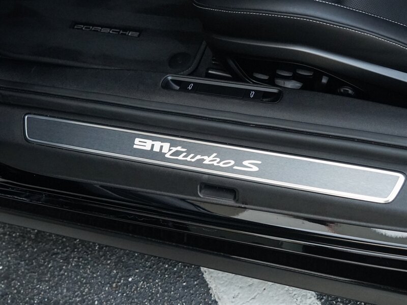 2022 Porsche 911 Turbo S   - Photo 31 - Bonita Springs, FL 34134