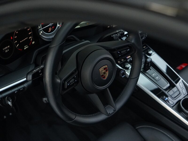 2022 Porsche 911 Turbo S   - Photo 33 - Bonita Springs, FL 34134