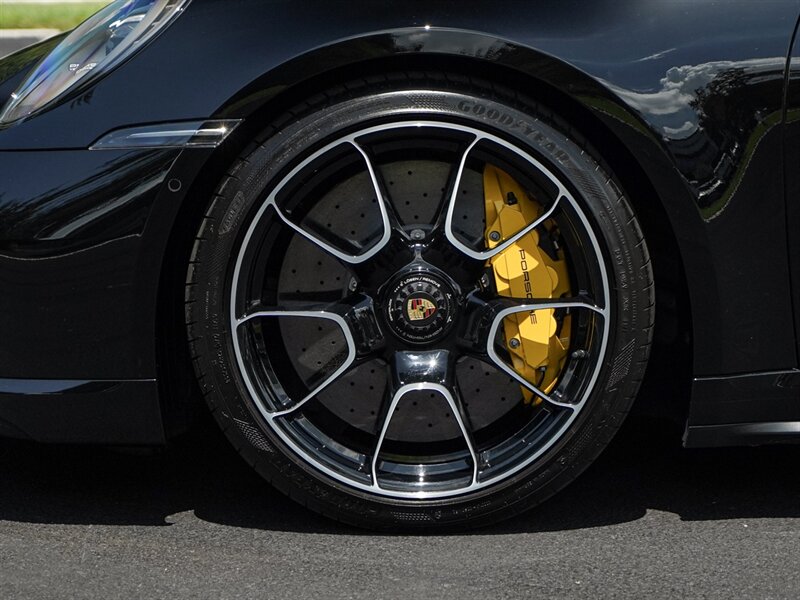 2022 Porsche 911 Turbo S   - Photo 48 - Bonita Springs, FL 34134