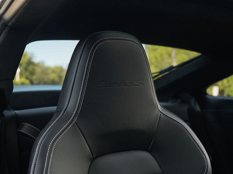 2022 Porsche 911 Turbo S   - Photo 38 - Bonita Springs, FL 34134