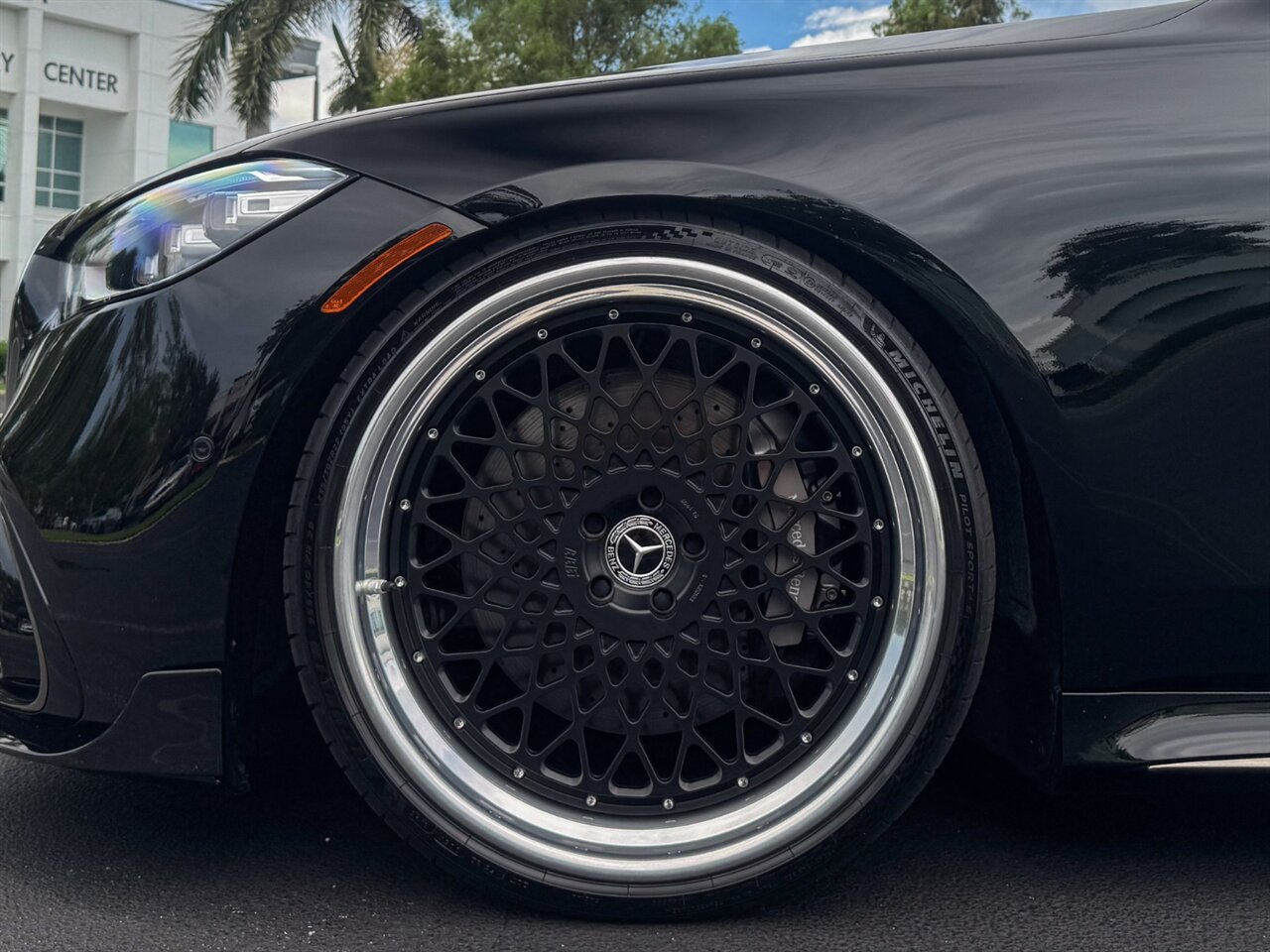 2024 Mercedes Benz S 580 photo 46