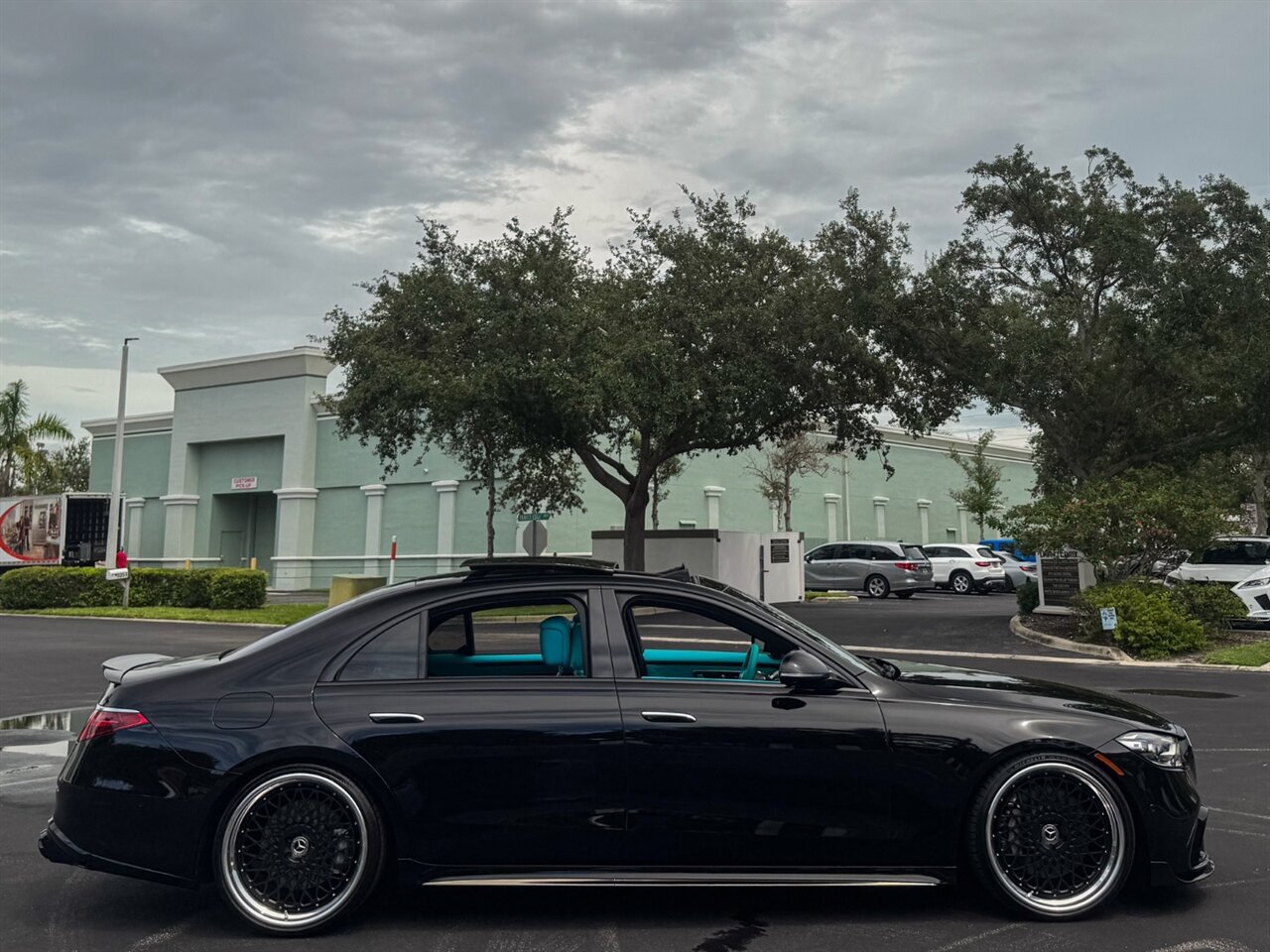2024 Mercedes Benz S 580 photo 65