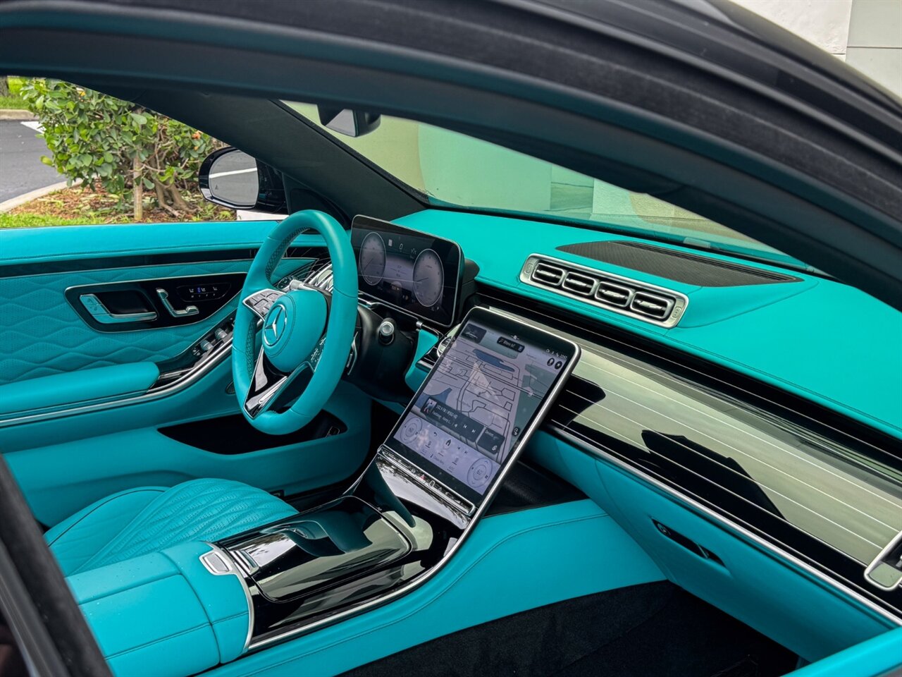 2024 Mercedes Benz S 580 photo 32