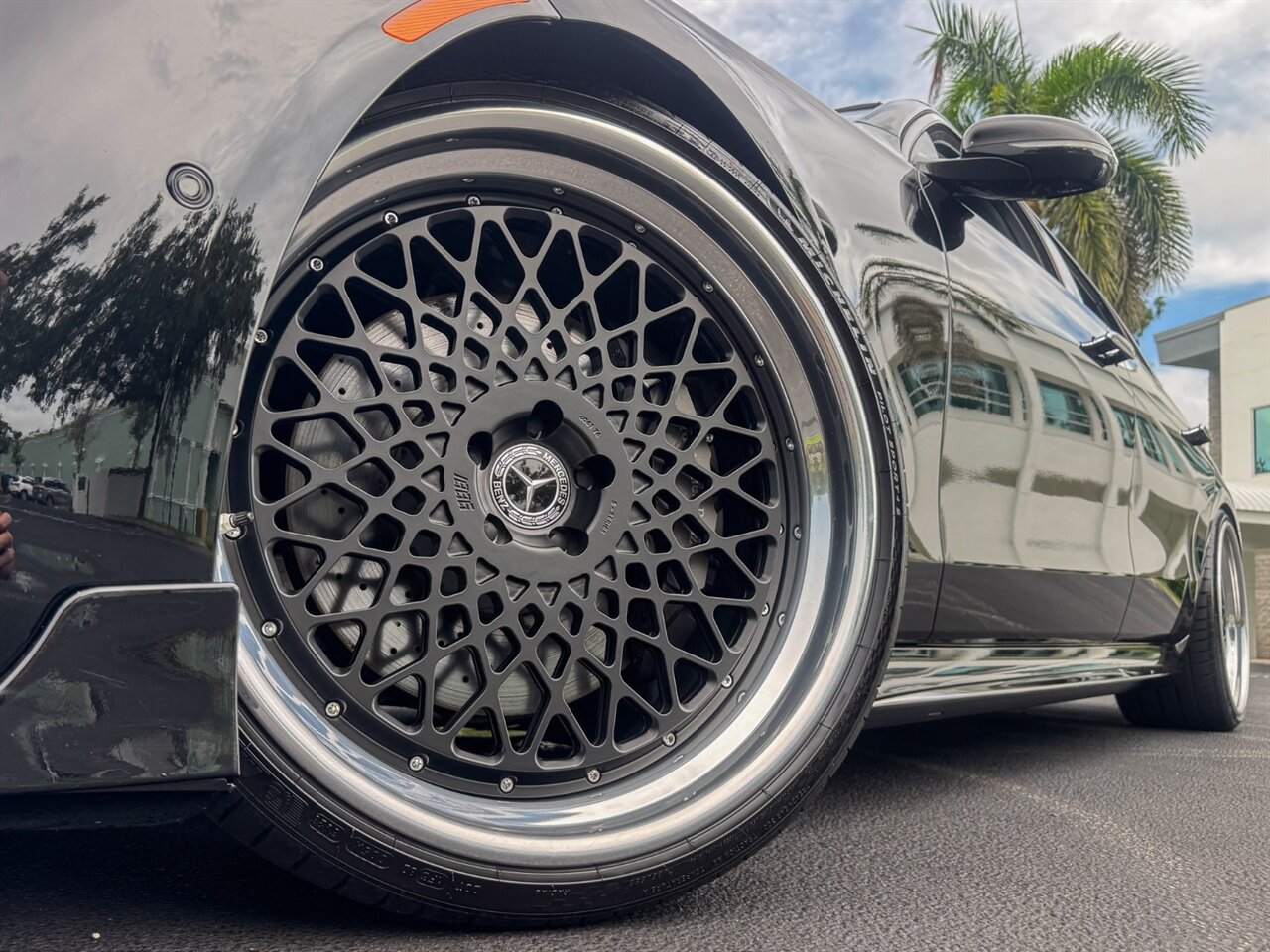 2024 Mercedes Benz S 580 photo 11