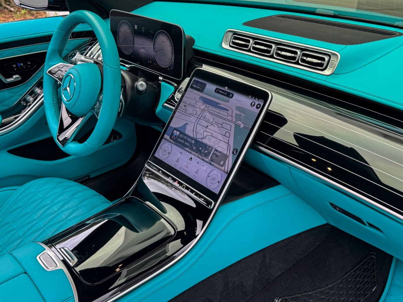 2024 Mercedes Benz S 580 photo 38