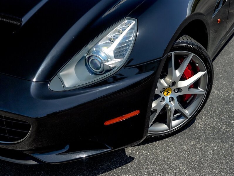 2010 Ferrari California   - Photo 3 - Bonita Springs, FL 34134