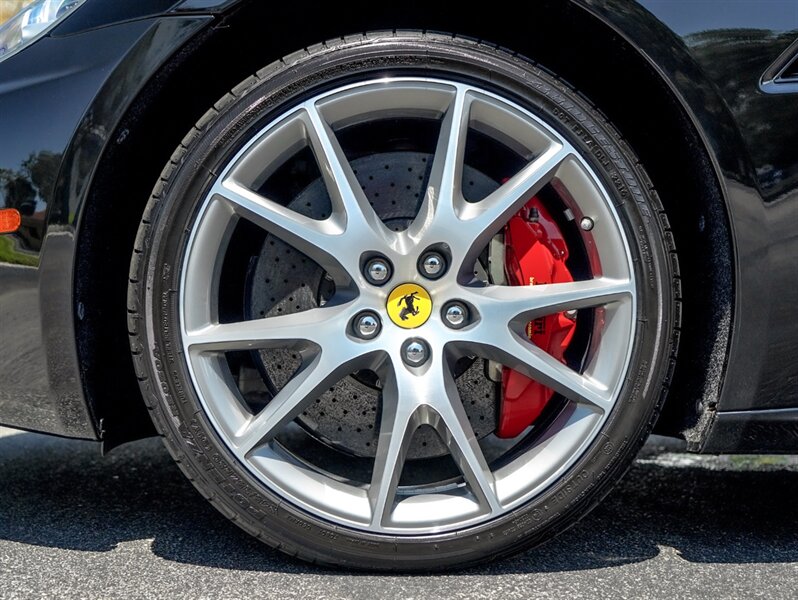 2010 Ferrari California   - Photo 36 - Bonita Springs, FL 34134