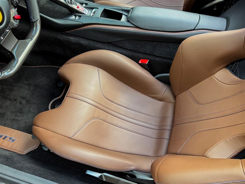 2023 Ferrari 812 GTS - Photo 23 - Bonita Springs, FL 34134