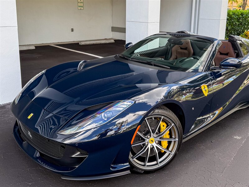 2023 Ferrari 812 GTS - Photo 9 - Bonita Springs, FL 34134