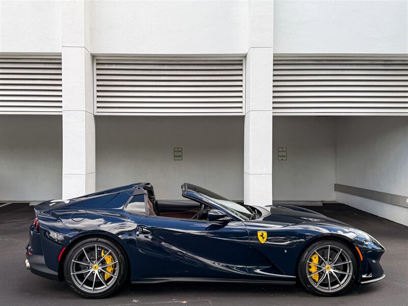 2023 Ferrari 812 GTS - Photo 63 - Bonita Springs, FL 34134