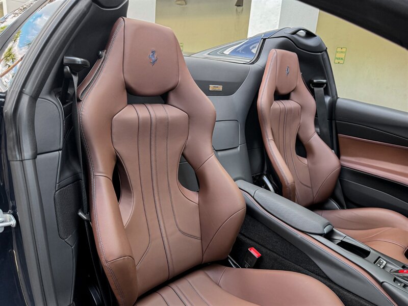 2023 Ferrari 812 GTS - Photo 32 - Bonita Springs, FL 34134