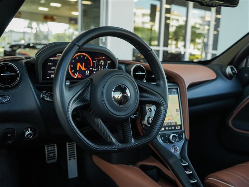 2018 McLaren 720S Luxury - Photo 15 - Bonita Springs, FL 34134