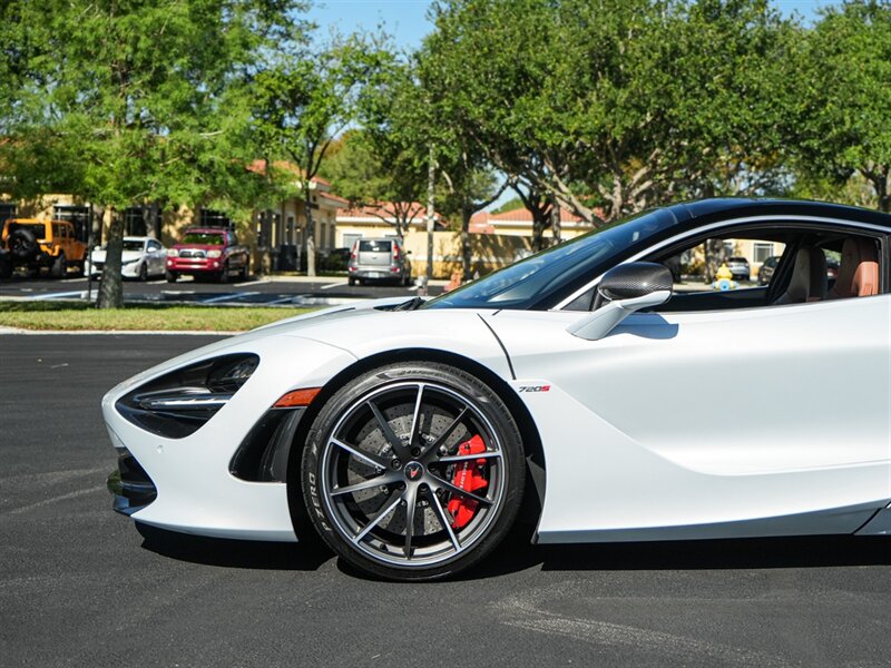 2018 McLaren 720S Luxury - Photo 38 - Bonita Springs, FL 34134