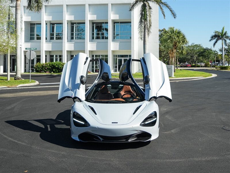 2018 McLaren 720S Luxury - Photo 7 - Bonita Springs, FL 34134