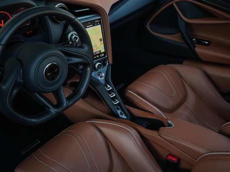 2018 McLaren 720S Luxury - Photo 17 - Bonita Springs, FL 34134