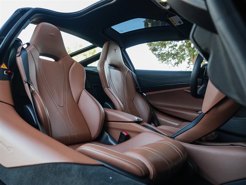 2018 McLaren 720S Luxury - Photo 30 - Bonita Springs, FL 34134