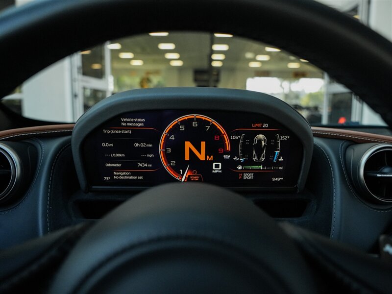 2018 McLaren 720S Luxury - Photo 16 - Bonita Springs, FL 34134