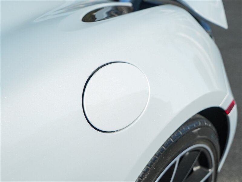 2018 McLaren 720S Luxury - Photo 44 - Bonita Springs, FL 34134