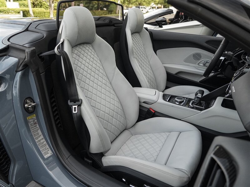 2020 Audi R8 5.2 quattro V10 perf - Photo 36 - Bonita Springs, FL 34134