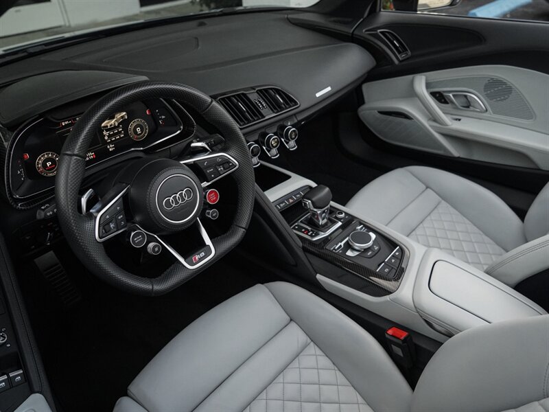 2020 Audi R8 5.2 quattro V10 perf   - Photo 2 - Bonita Springs, FL 34134